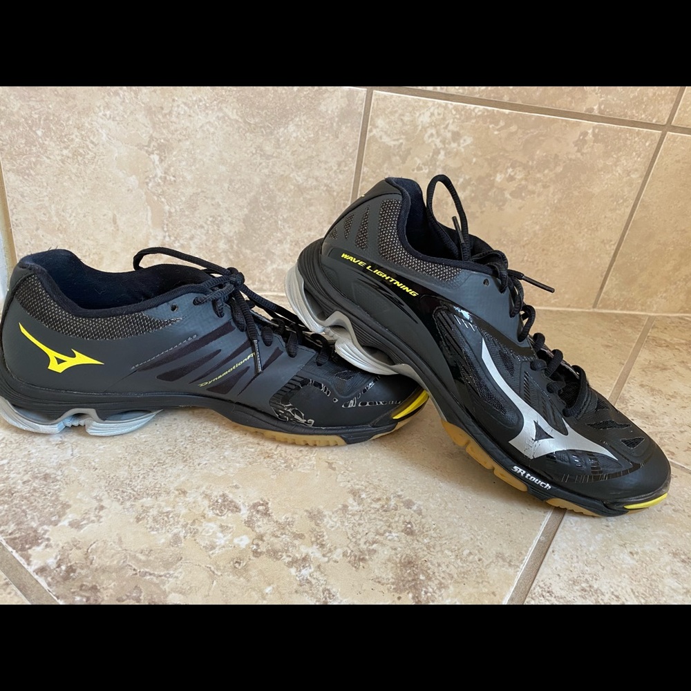 Mizuno Wave Lightning Volleyball Shoes Size 9 Gem
